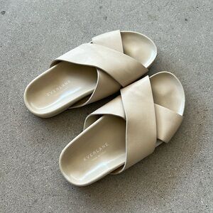 EVERLANE  cream color sandals / size 6